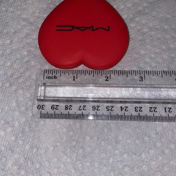 Double Makeup Mirror Compact Red Heart NWOB - Picture 5 of 6